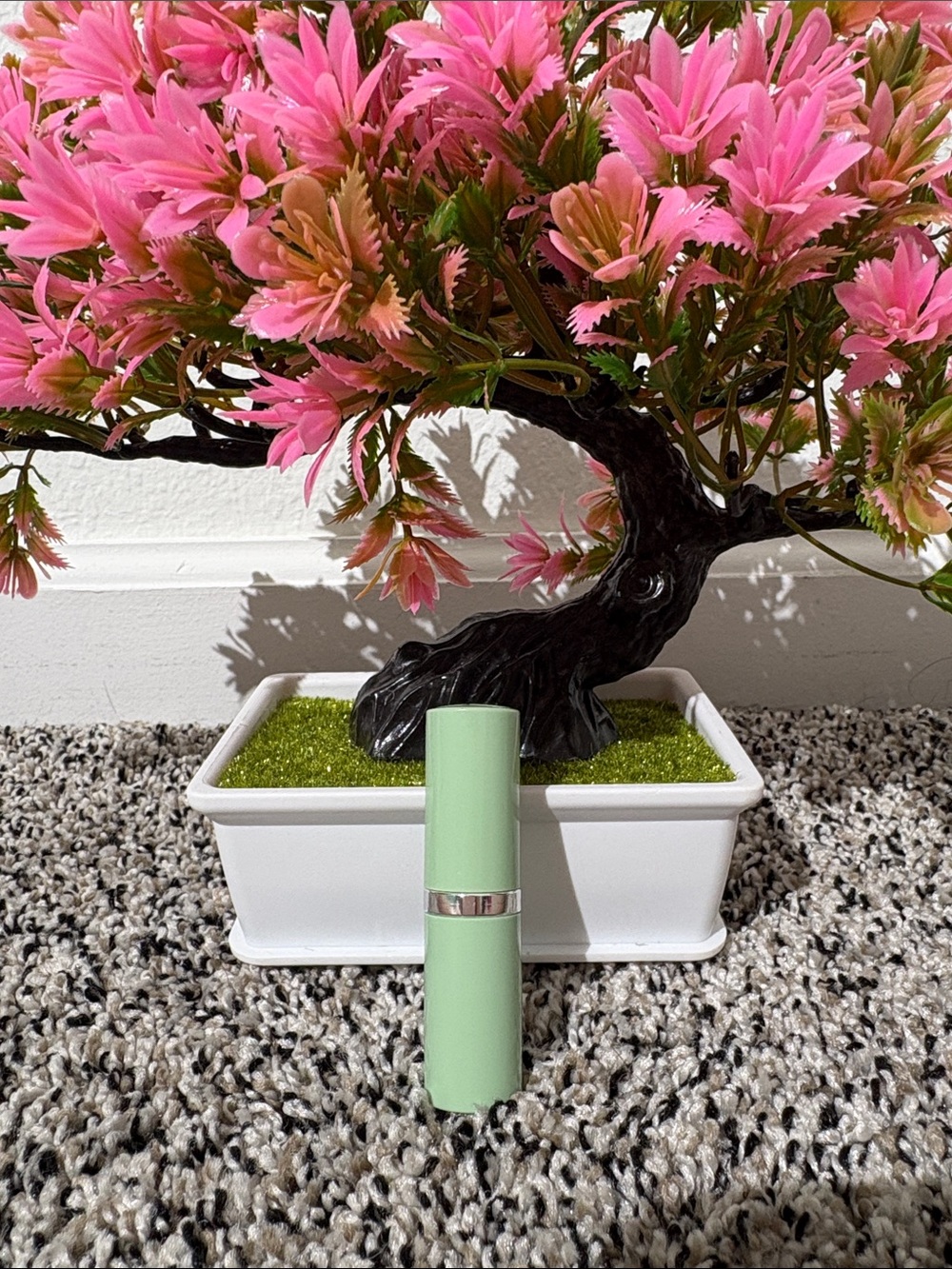 Clinique Different Ice Bloom Lip Stick - Picture 2 of 4
